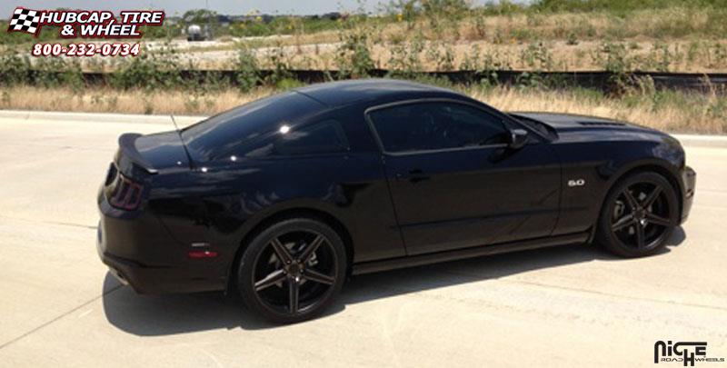 vehicle gallery/ford mustang gt niche apex m126 20x85  Black & Machined with Dark Tint wheels and rims